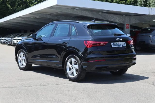 AUDI Q3 40 2.0 TFSI quattro advanced Autom./Kamera – Bild 5