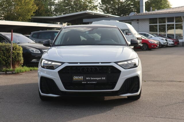 AUDI A1 40 Sportback 2.0 TFSI S line Navi/LED/PDC/LM – Bild 2