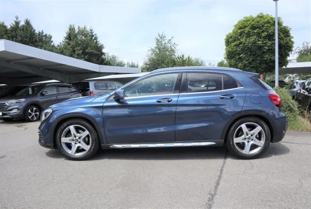 MERCEDES-BENZ GLA 250 AMG Line Navi/LED/Sitzhzg./Klima Autom. – Bild 4