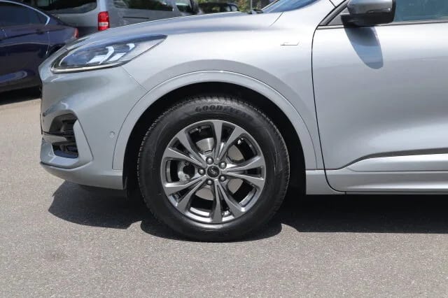 FORD Kuga 1.5 EcoBoost ST-Line X Navi/Klima/LED/BC – Bild 3