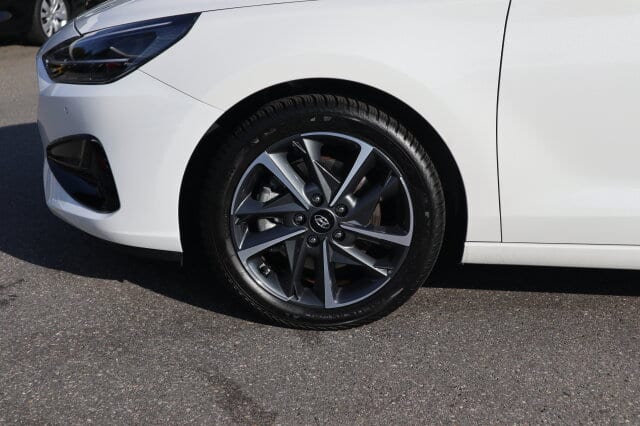 HYUNDAI i30 1.0 T-GDI Connect & Go Klima Connect&Go Navi – Bild 3