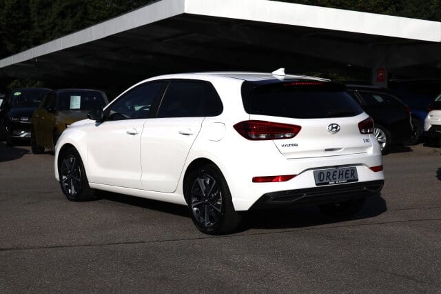 HYUNDAI i30 1.0 T-GDI Connect & Go Klima Connect&Go Navi – Bild 5