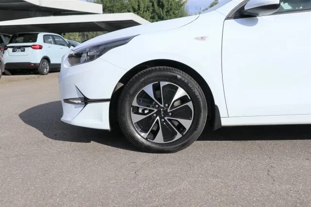 KIA cee'd / Ceed Ceed /TOP AUSST / WENIG KM ! / STARKER MOTOR – Bild 3