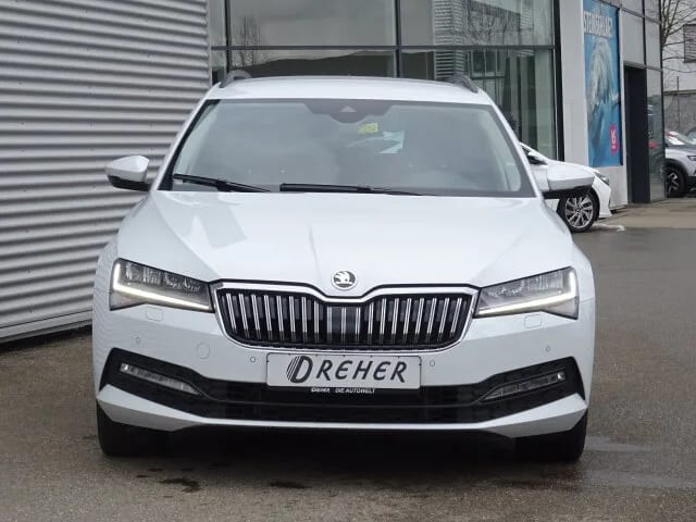 SKODA Superb Combi 2.0 TDI DSG AHK nur 25tkm Ambition Autom. – Bild 2