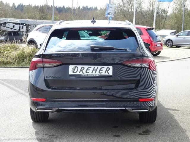 SKODA Octavia Combi 2.0 TDI DPF Sportline Navi/Autom. – Bild 5