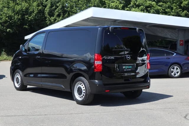OPEL Vivaro 1.5 D Edition M (L2) Klima/Navi/PDC – Bild 5
