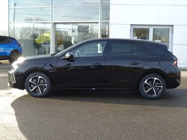OPEL Astra Edition/Sitzheizung/Kom.-Pak/RÜ-KAM LED – Bild 3
