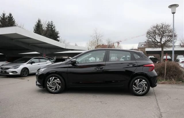 HYUNDAI i20 Trend – Bild 4