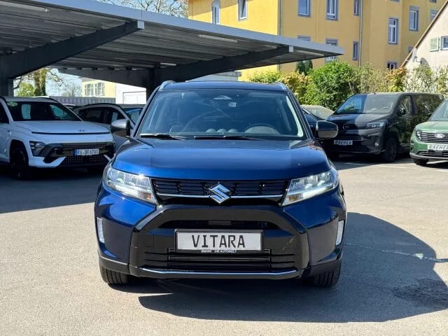 SUZUKI Vitara COMFORT/neue AUTOMATIK!/NAVI/ACC/ u.v.m. – Bild 2