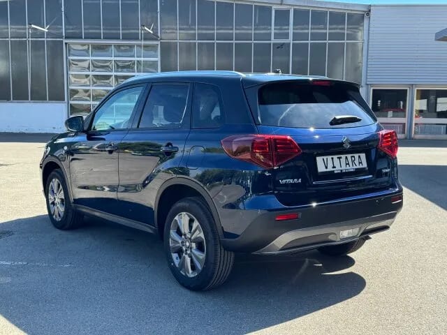 SUZUKI Vitara COMFORT/neue AUTOMATIK!/NAVI/ACC/ u.v.m. – Bild 4