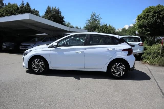 HYUNDAI i20 Trend Navi/Autom./Klima/LED/Park-Assist./BC – Bild 4