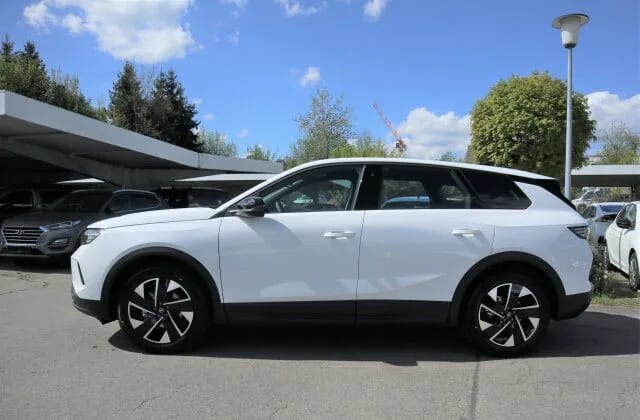 OPEL Grandland Edition Hybrid Komf.Paket/Allwetter – Bild 4