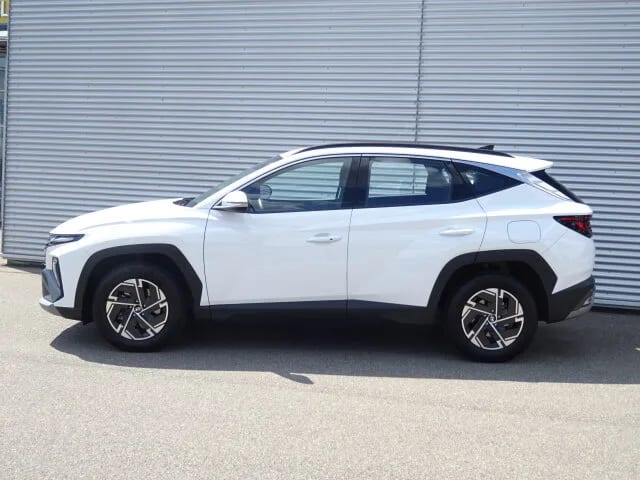HYUNDAI Tucson Select 2WD Rückfahrkamera, Navigation – Bild 3