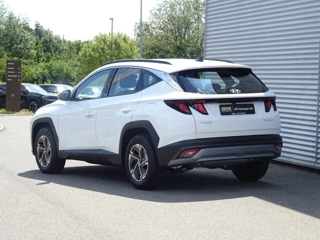 HYUNDAI Tucson Select 2WD Rückfahrkamera, Navigation – Bild 4