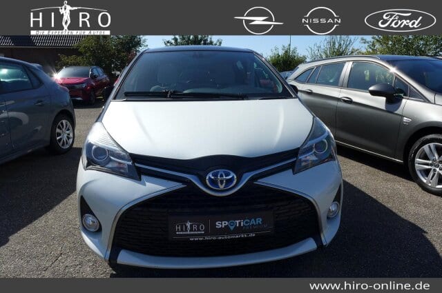 TOYOTA Yaris 1.5 VVT-i (Hybrid) Style Hybrid Navi/Autom