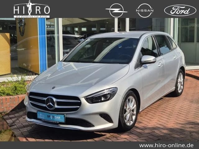 MERCEDES-BENZ B 180 Progressive Navi/Keyless Go Startanlage