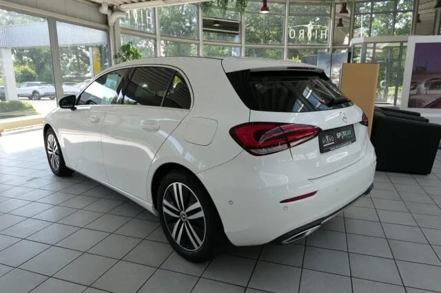 MERCEDES-BENZ A 200 Progressive Navi / Automatik / LED Autom. – Bild 4