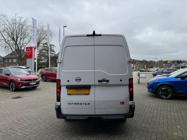 NISSAN Interstar Kasten L2H2 N-Connecta – Bild 4