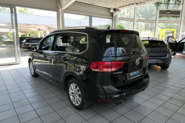 VW Touran 1.4 TSI Highline Navi/ACC/Massage/7 Sitze – Bild 4