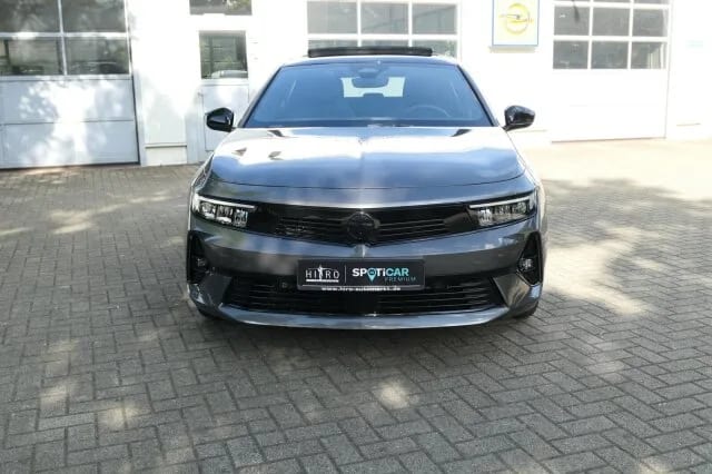 OPEL Astra 1.2 Turbo GS Line *Panorama*Navi*Klima*SHZ – Bild 2