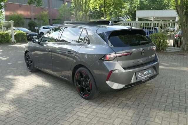 OPEL Astra 1.2 Turbo GS Line *Panorama*Navi*Klima*SHZ – Bild 4