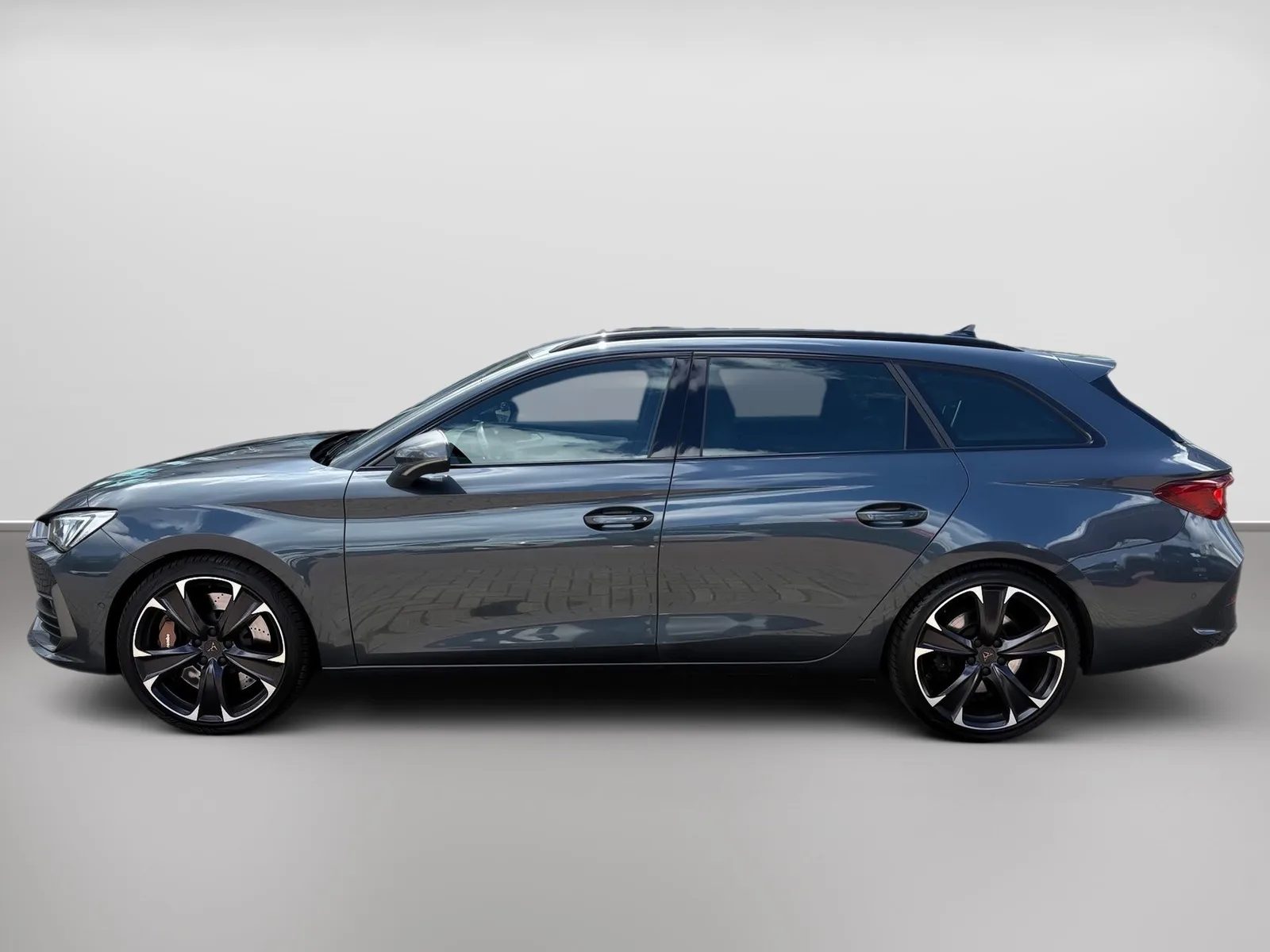 Cupra Leon ST VZ 2.0 TSI 4Drive DSG+AHK+BEATS+BREMBO – Bild 4
