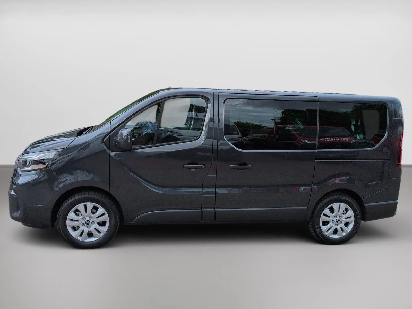 Nissan Primastar Kombi dCI 170 L1H1 2.8t Tekna AUT+NAV – Bild 4