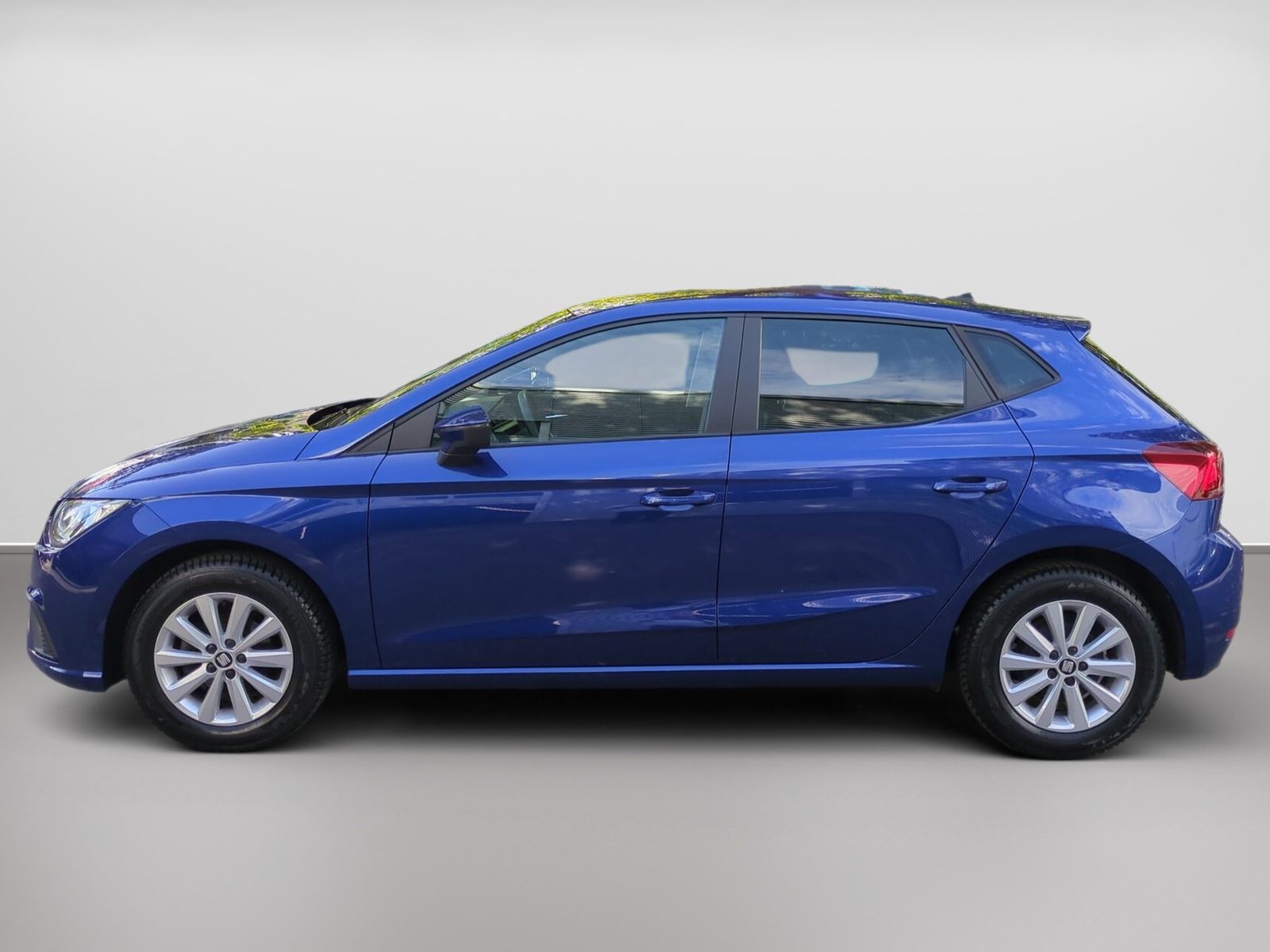 Seat Ibiza 1.0 TSI Style Navi+Winterp.+Kam.+PDC+SHZ – Bild 4
