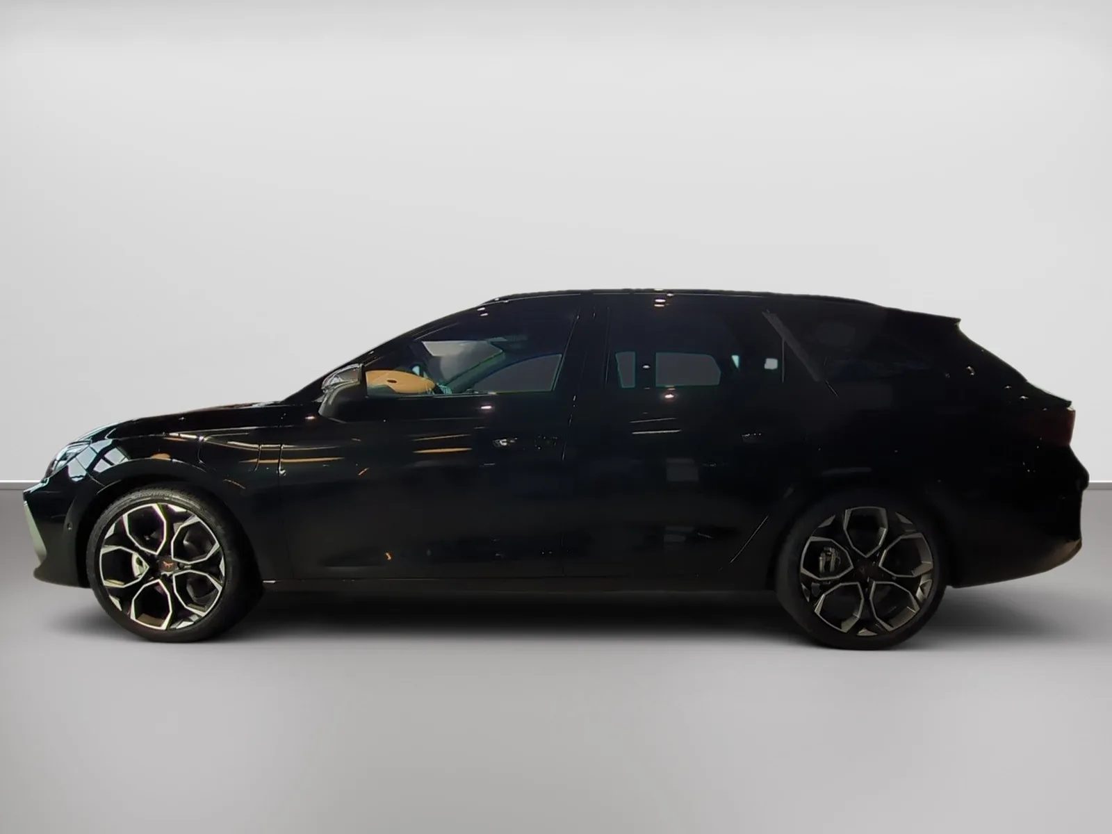 Cupra Leon Sportstourer 1.5 e-Hybrid DSG+ACC+AHK+LED+LM – Bild 4