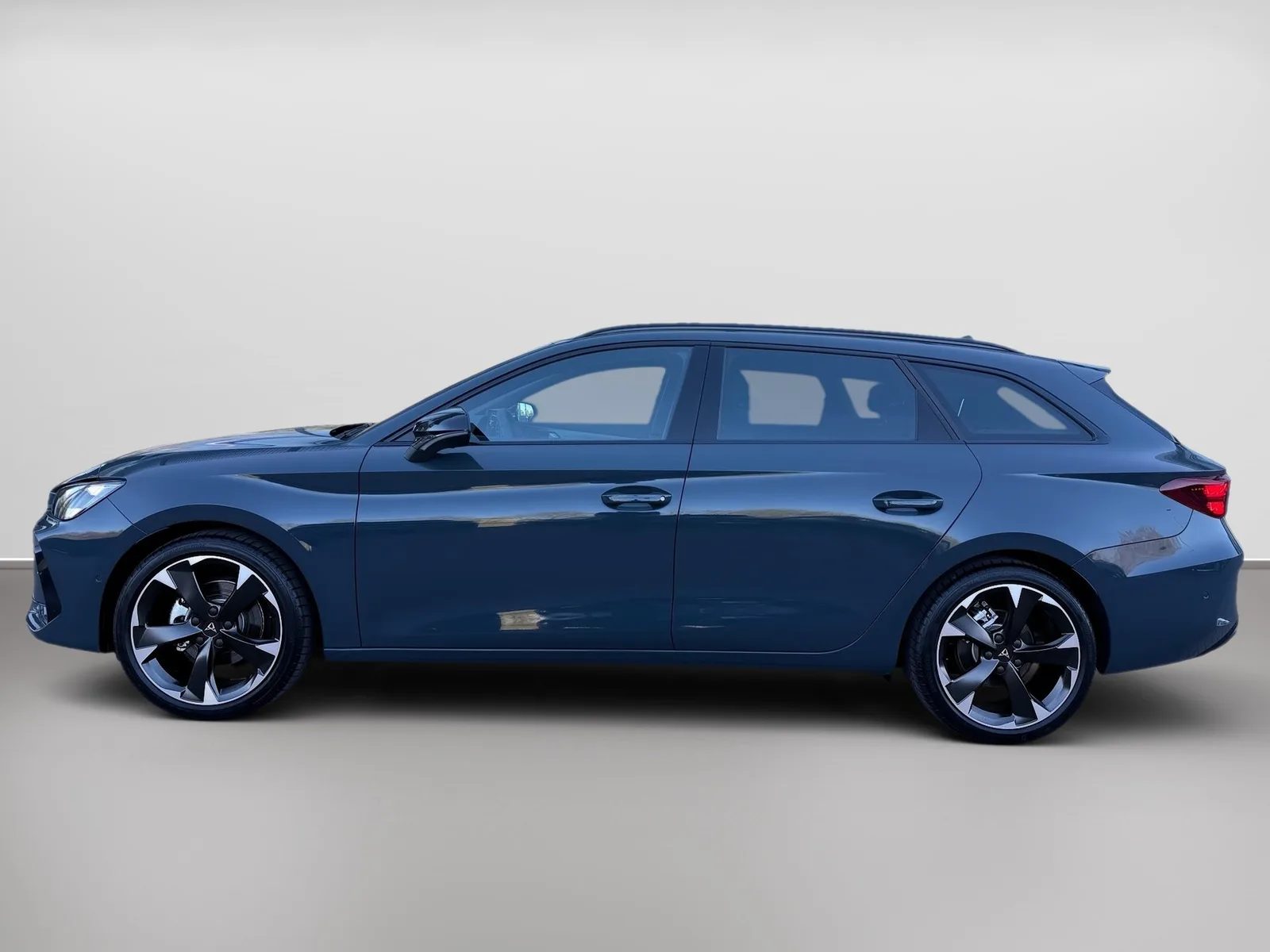 Cupra Leon Sportstourer 1.5 eTSI DSG+ACC+AHK+AUT – Bild 4