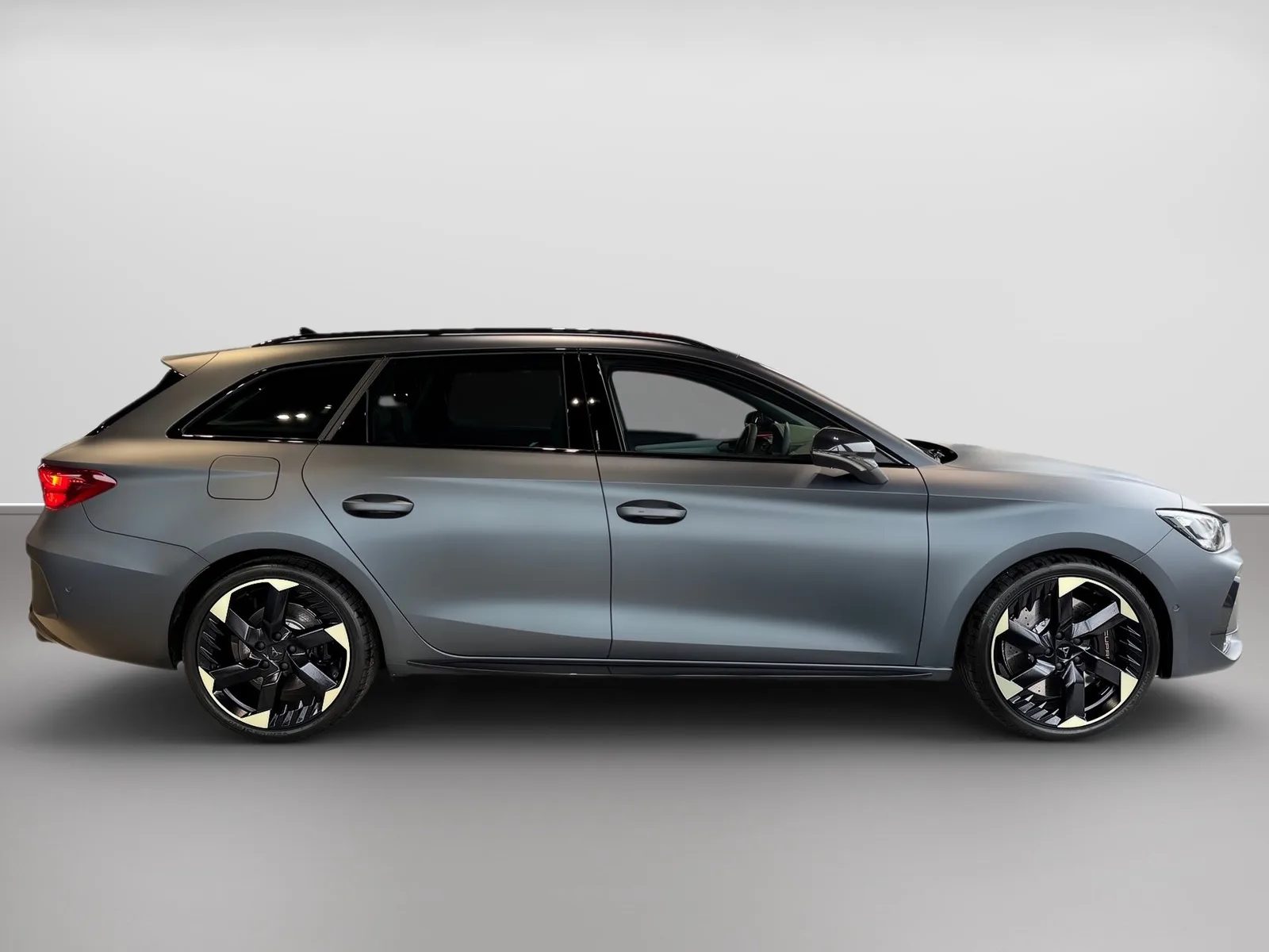 Cupra Leon Sportstourer 2.0 TSI Tribe Edition 4Drive – Bild 4