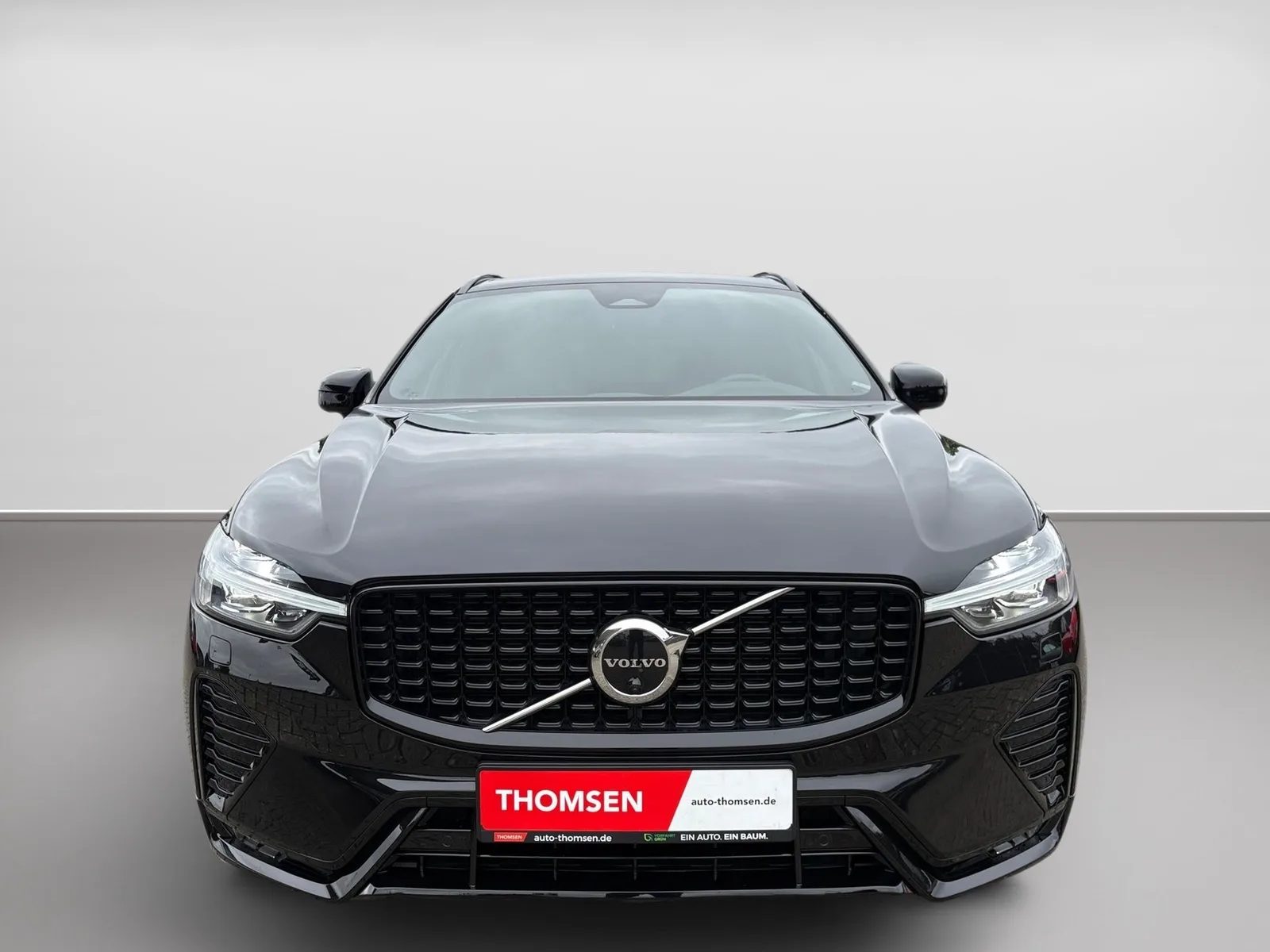 VOLVO XC60 B4 2WD R-Design AUT+ACC+LED+STDHZ.+360 – Bild 3