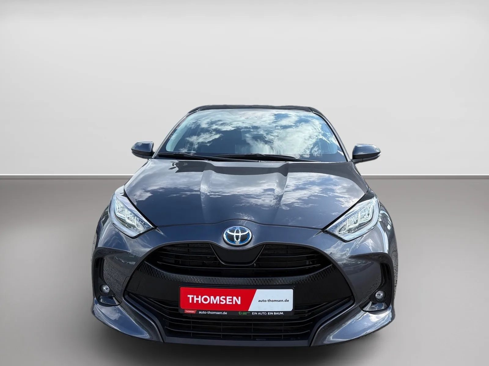Toyota Yaris 1.5 D Team Deutschland ACC+AUT+LED+Navi+LM – Bild 3
