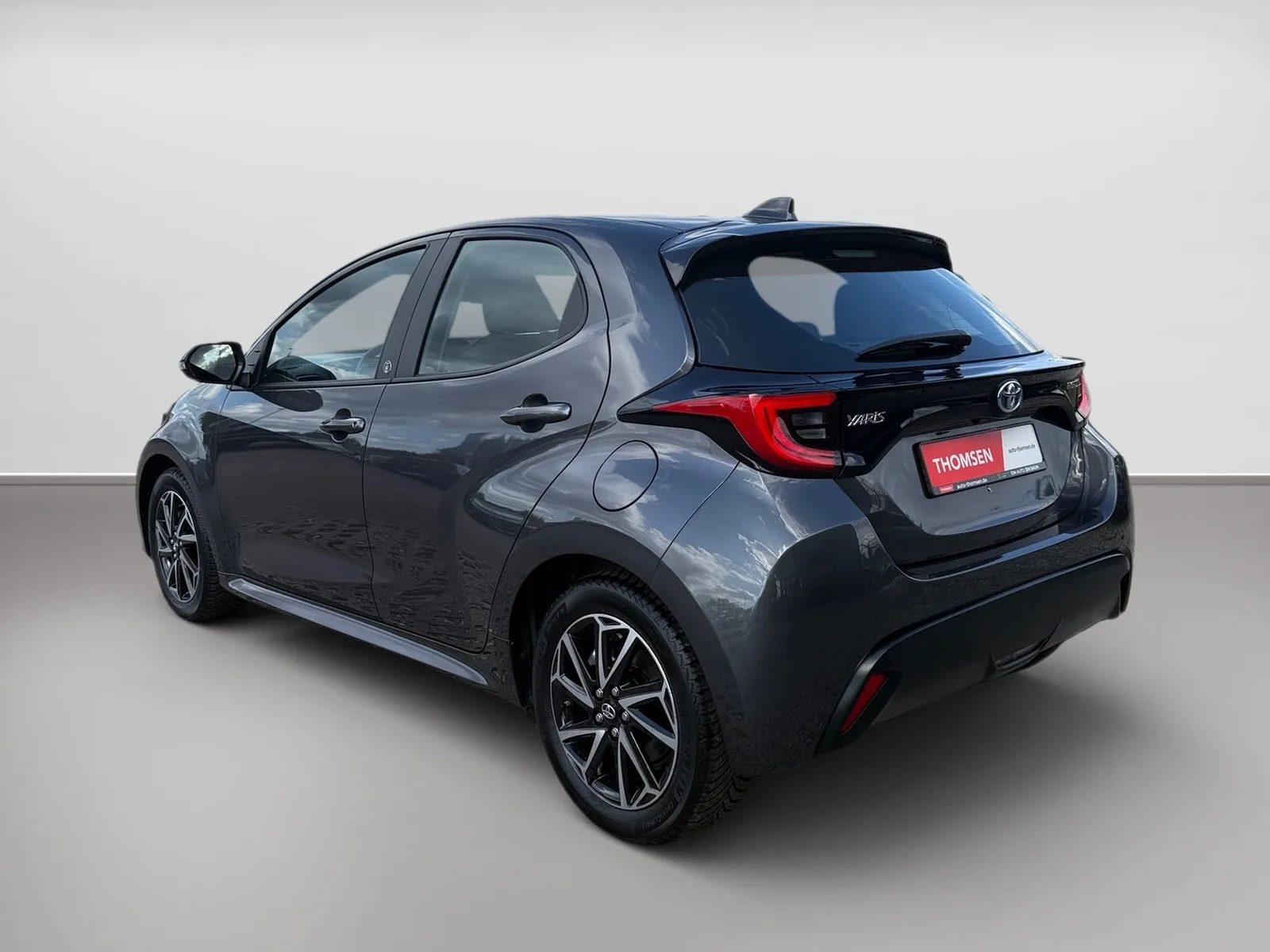 Toyota Yaris 1.5 D Team Deutschland ACC+AUT+LED+Navi+LM – Bild 5