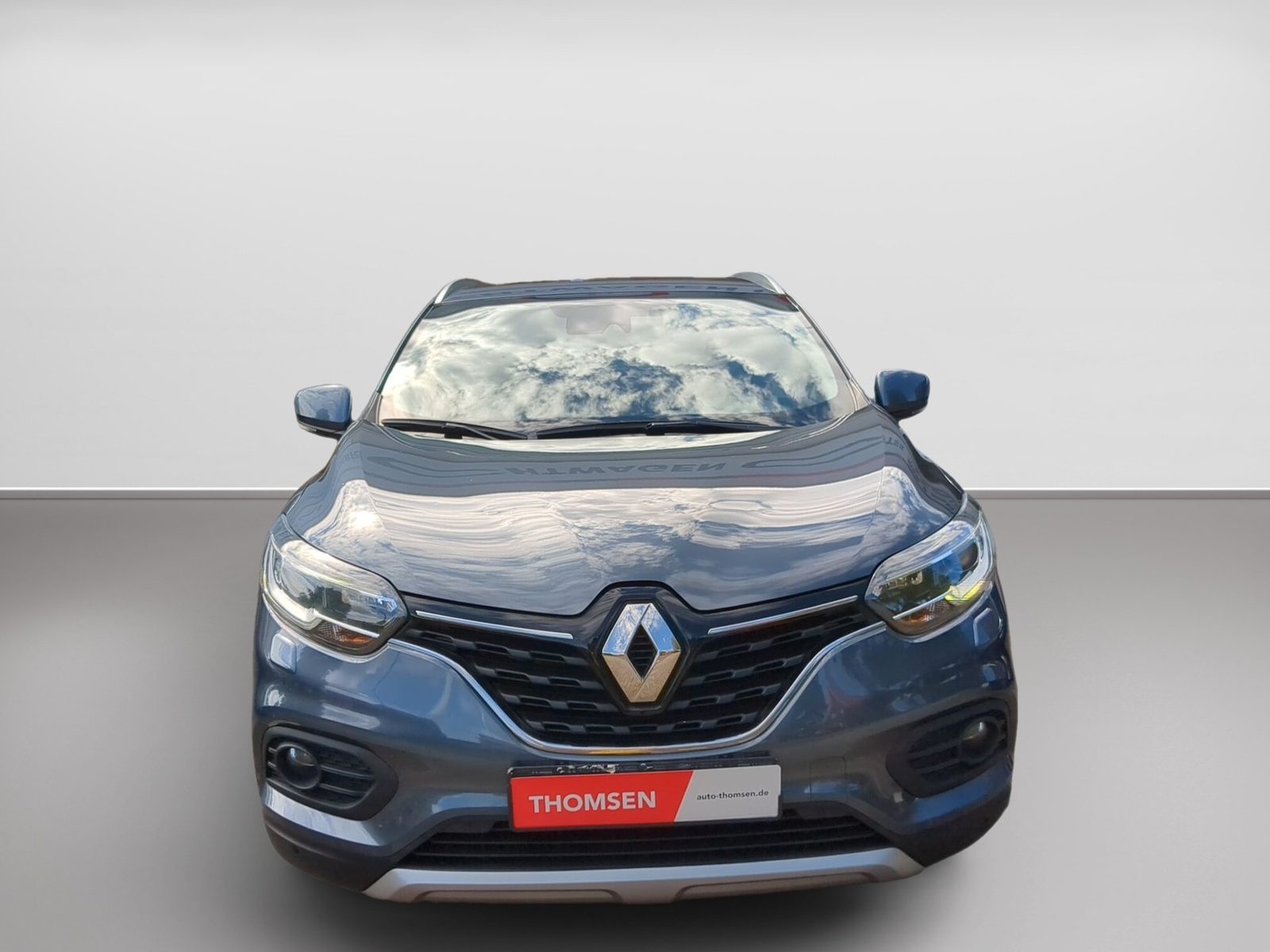 RENAULT Kadjar 1.3 TCe 140  Limited AHK AUT+PDC+SHZ + AHK – Bild 3