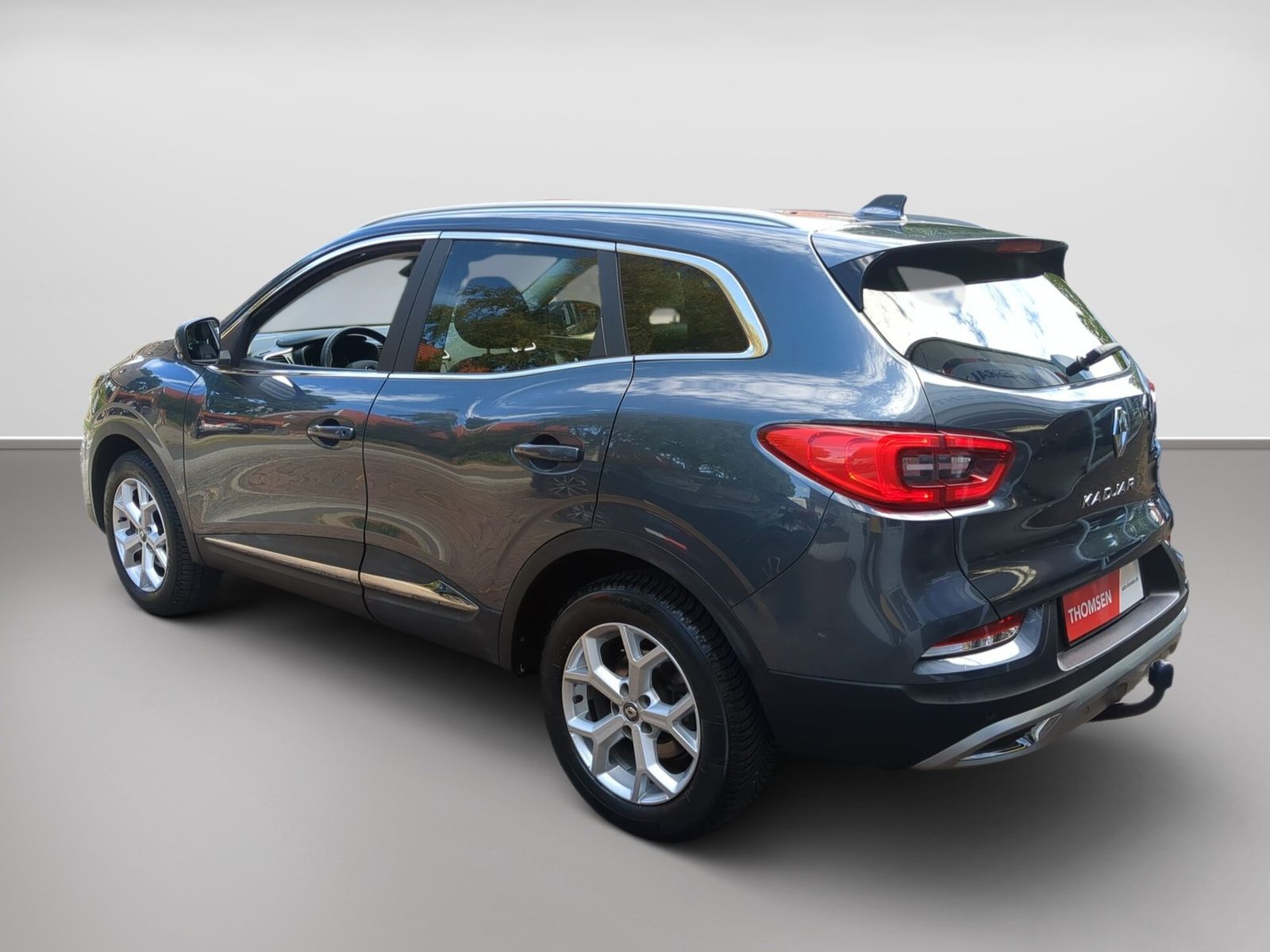 RENAULT Kadjar 1.3 TCe 140  Limited AHK AUT+PDC+SHZ + AHK – Bild 5
