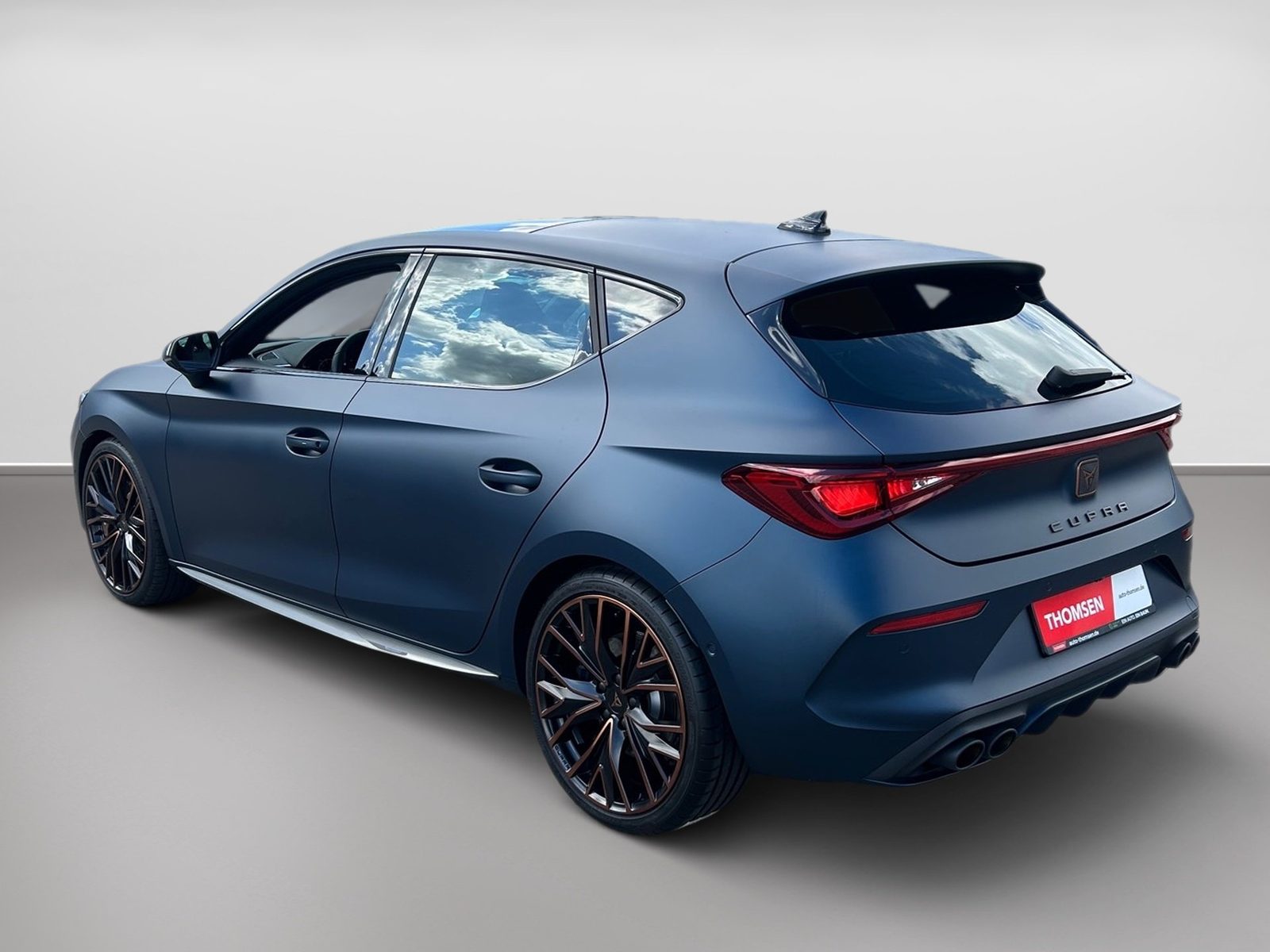 Cupra Leon 2.0 TSI VZ DSG+ACC+AUT+LED+Navi+Pano+SD+PDC – Bild 5