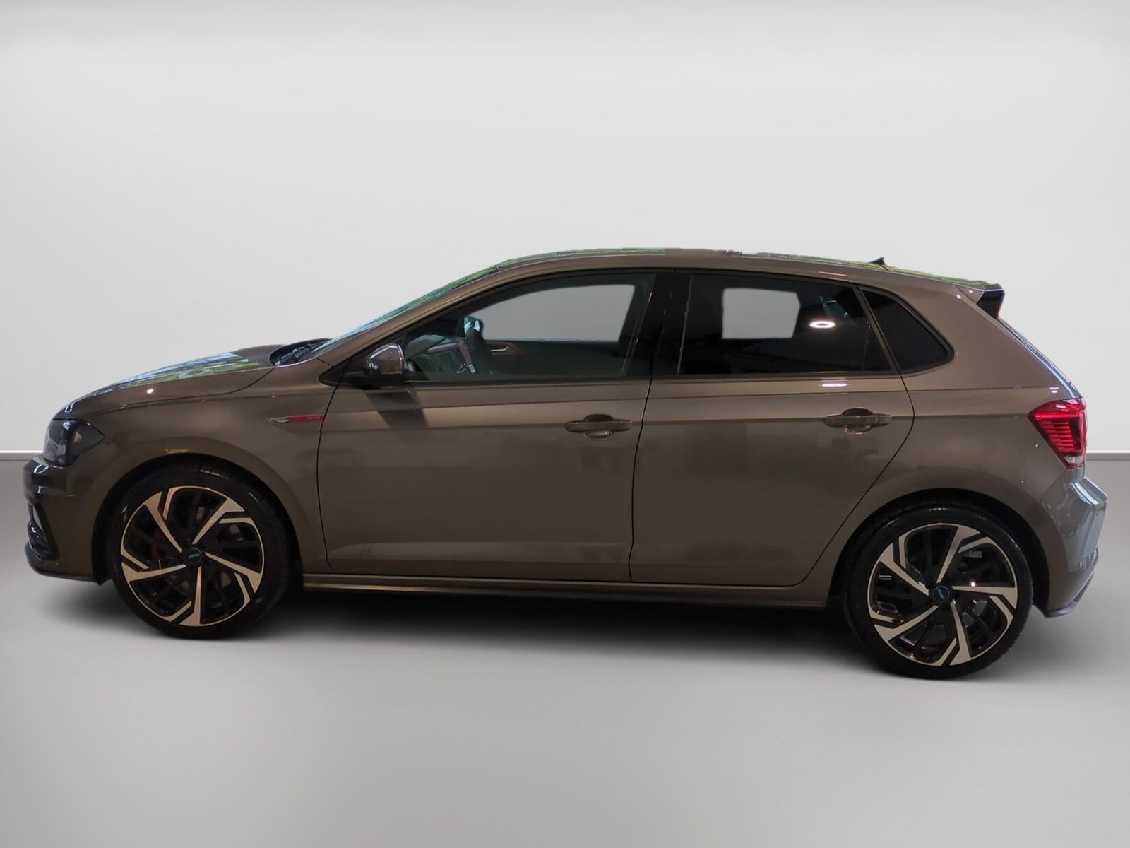 VW Polo VI 2.0 TSI GTI DSG+AUT+Winterp.+PDC+SHZ+LM – Bild 4