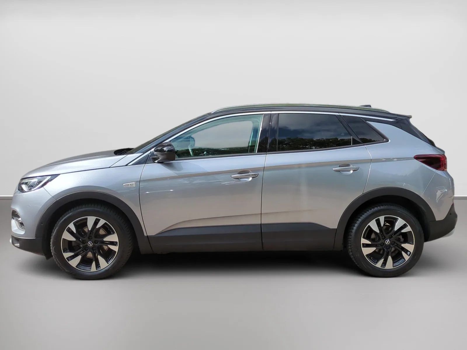 OPEL Grandland X 1.2 Turbo Ultimate LED+Navi+360+Leder – Bild 4