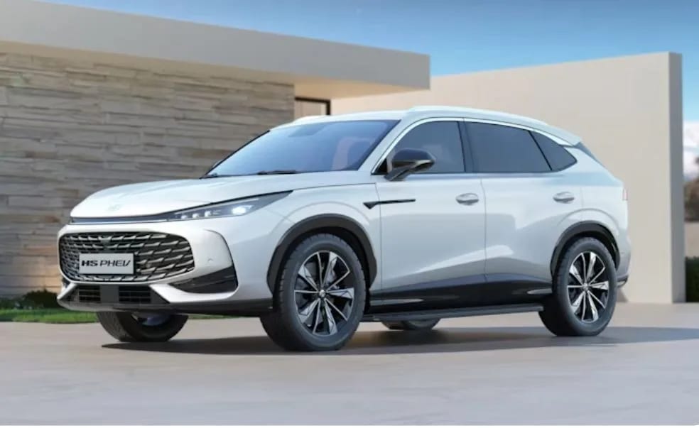 MG HS PHEV Comfort in diverse Farben verfügbar – Bild 3