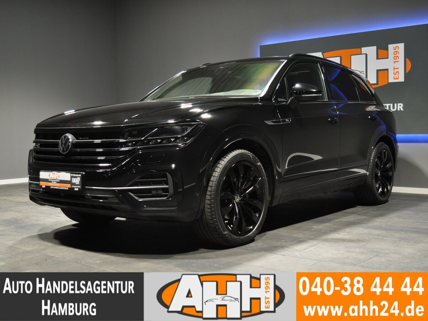 VW Touareg 3.0 TDI R-LINE 4M LUFT|AHK|PANO|MATRIX!!...