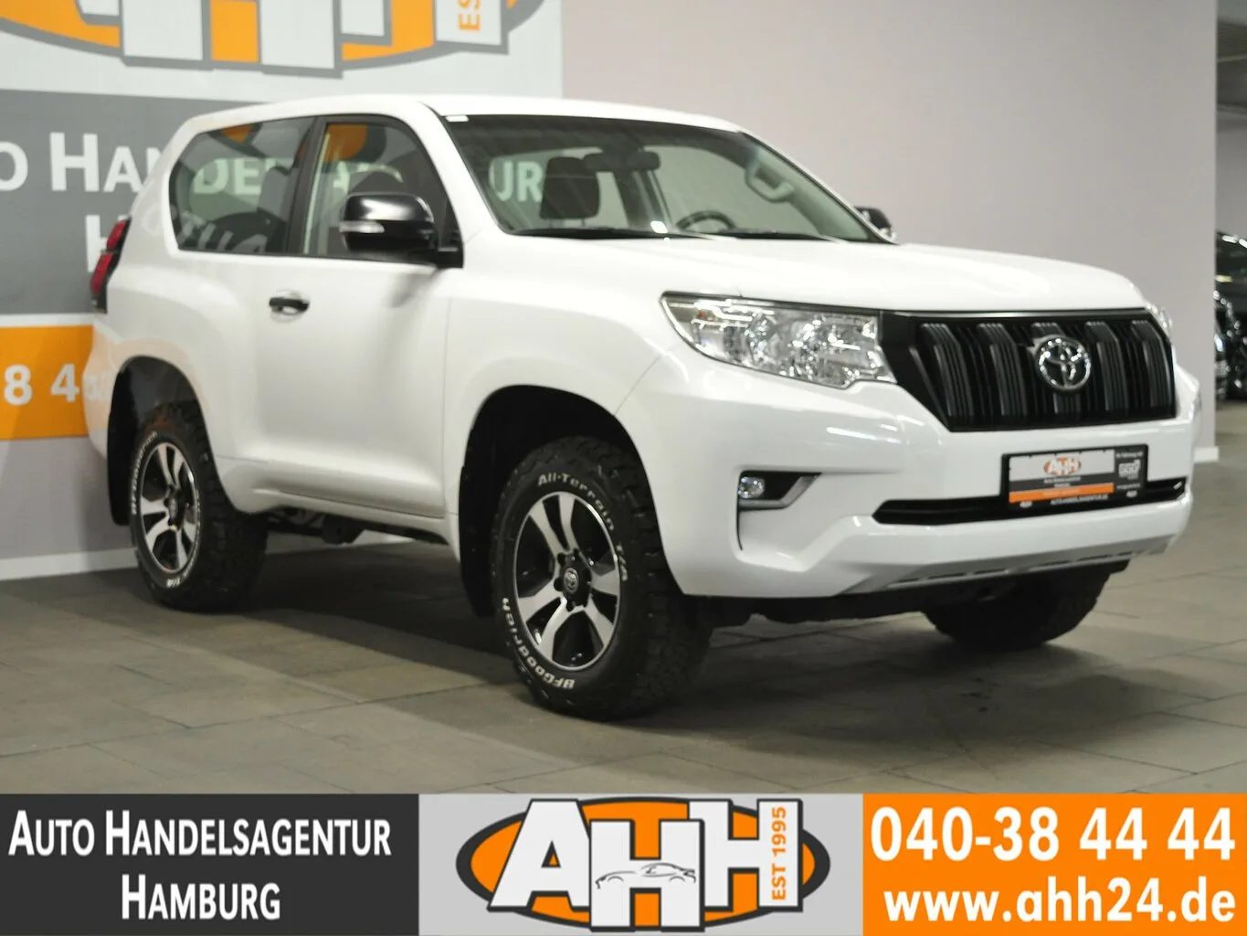 TOYOTA Land Cruiser 2.8 D-4D 4x4 NAVI|AHK|NUR49TKM!!!!... – Bild 2