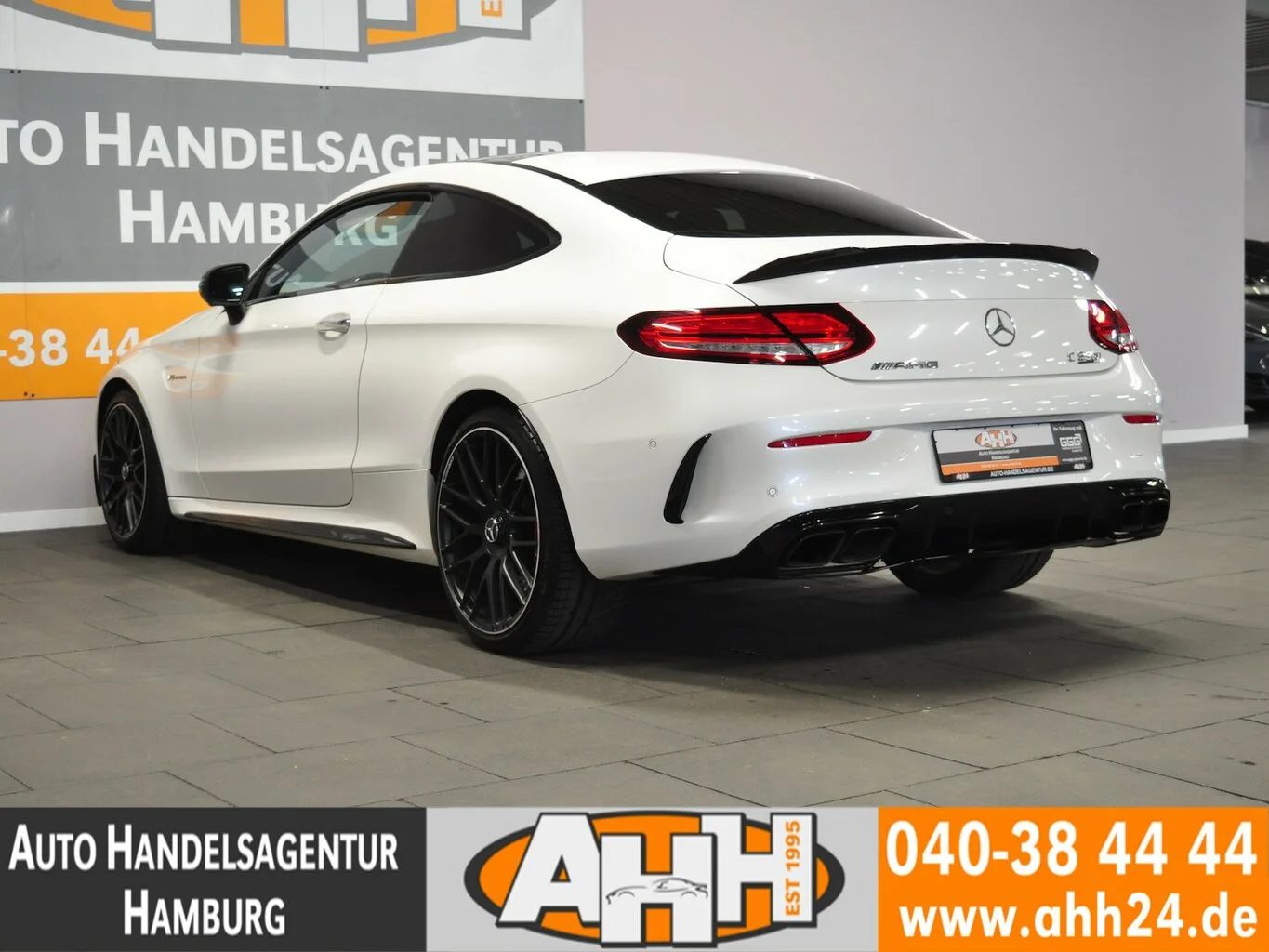 MERCEDES-BENZ C 63 AMG S COUPÉ AERO|PERFORM|DRIVER|PANO|CARBON... – Bild 3