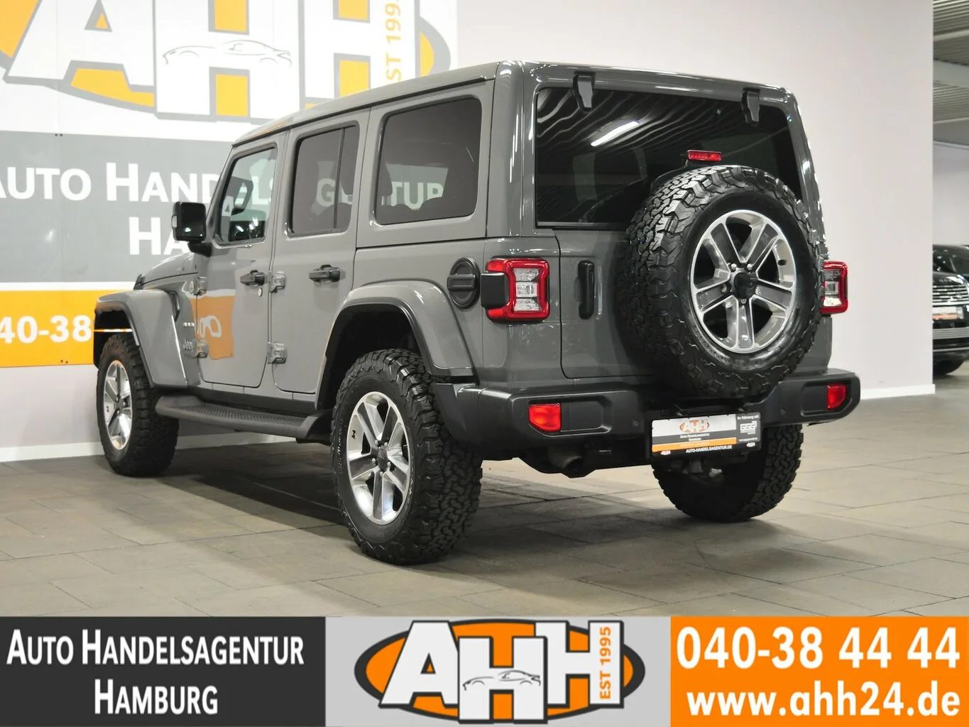 JEEP Wrangler UNLIMITED 2.2 CRDi SAHARA PANO|LED|AHK!... – Bild 3