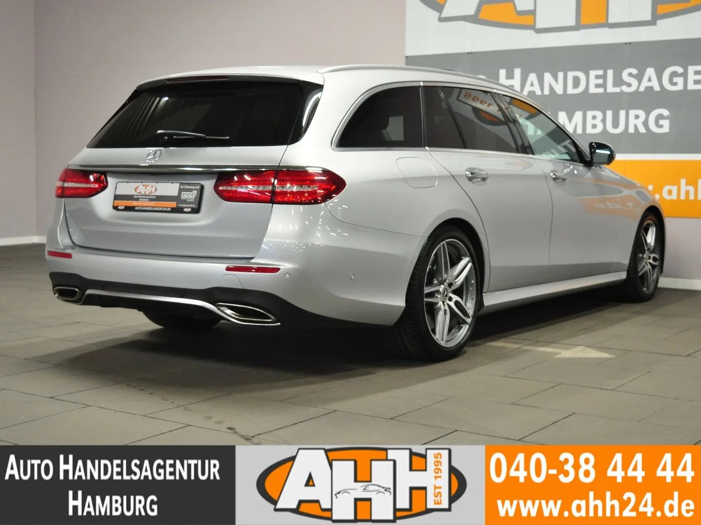 MERCEDES-BENZ E 400 T 4M AMG MEMO|PANO|AIR|360|AHK|LED|SOUND!!... – Bild 4