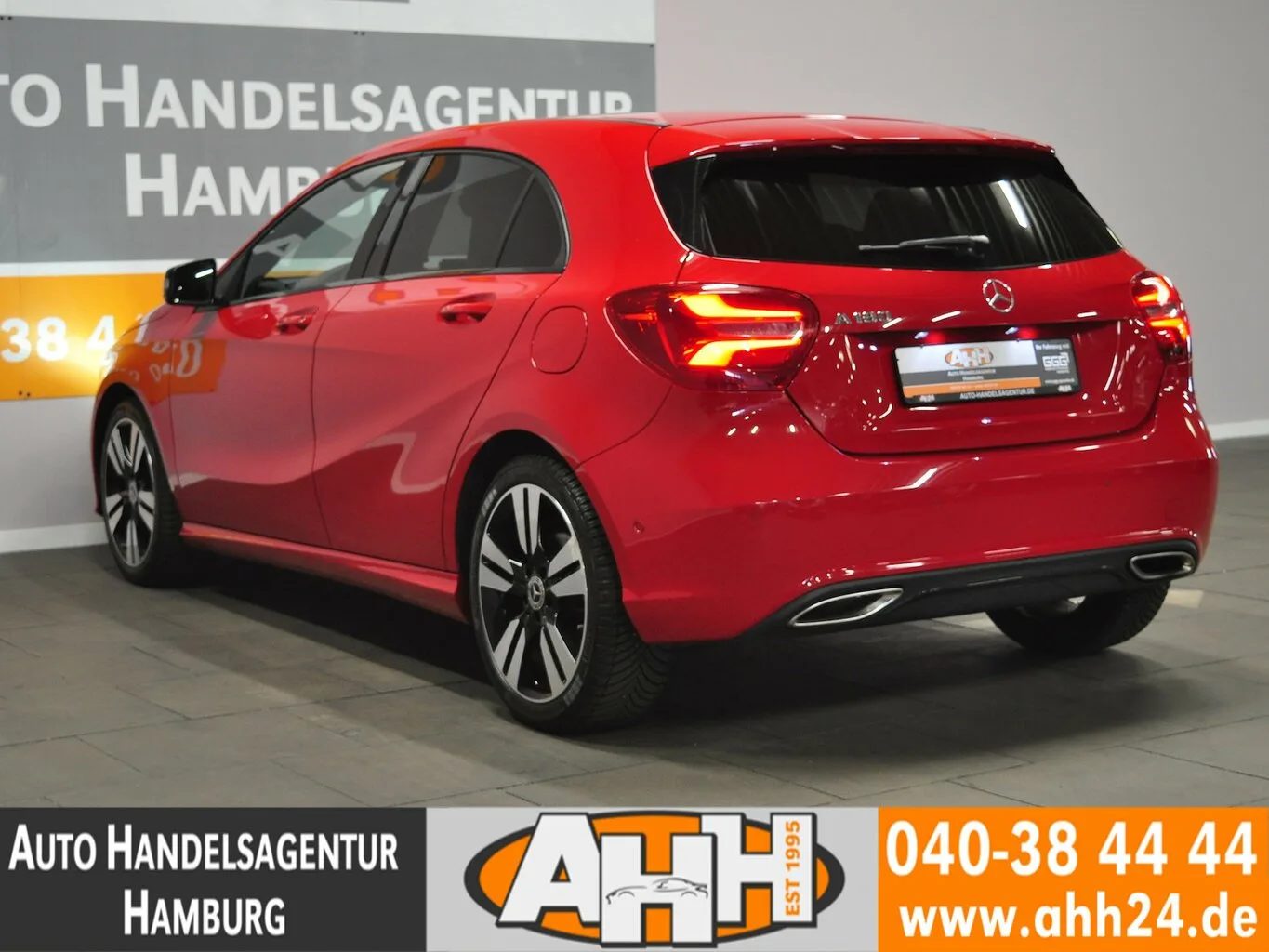 MERCEDES-BENZ A 180 BE URBAN KAM|NAV|MFL|LED|SITZH|NIGHT|18Z!!... – Bild 3