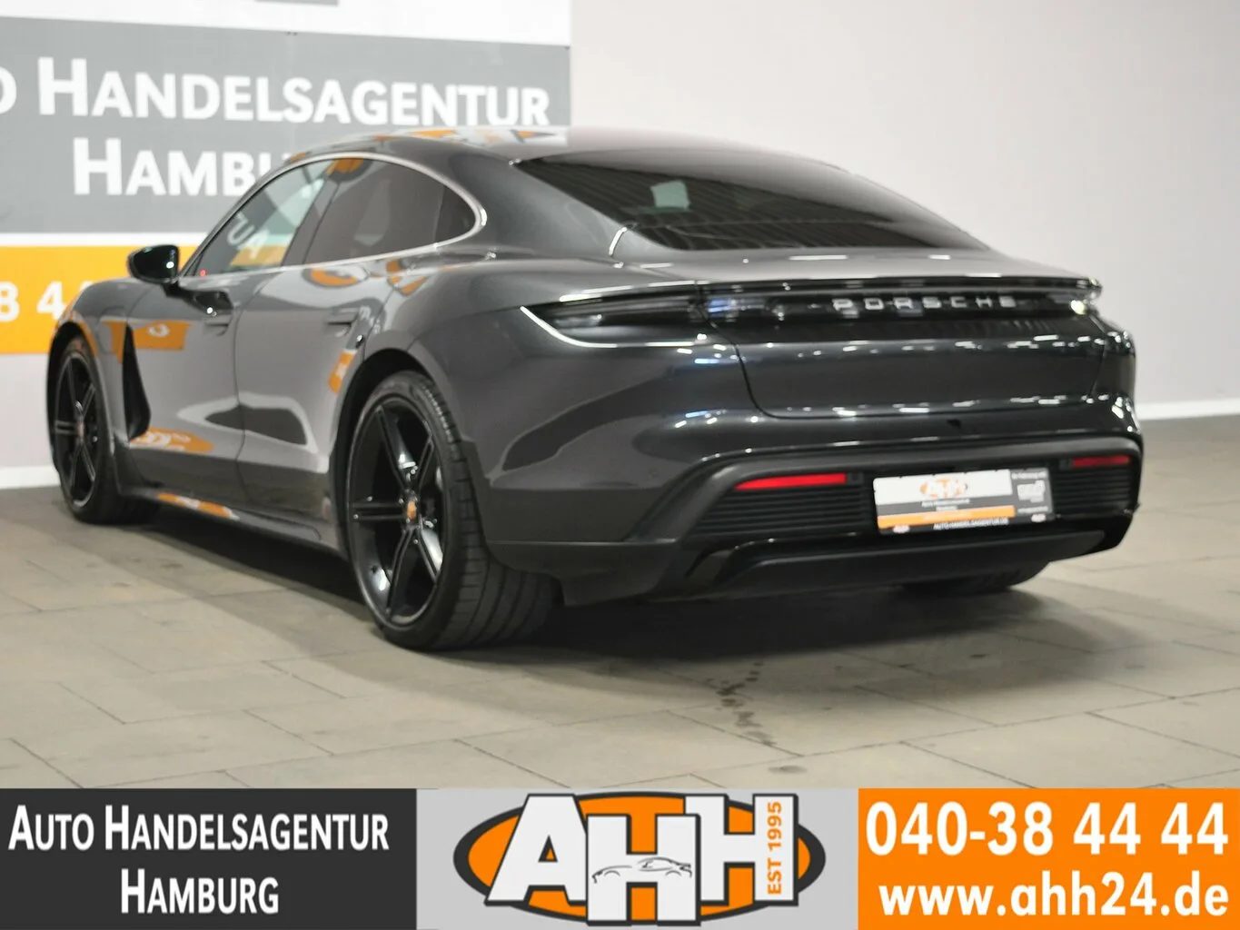 PORSCHE Taycan TURBO PASM-LUFT|PANO|MATRIX|KAM|SOUND|1HD... – Bild 3