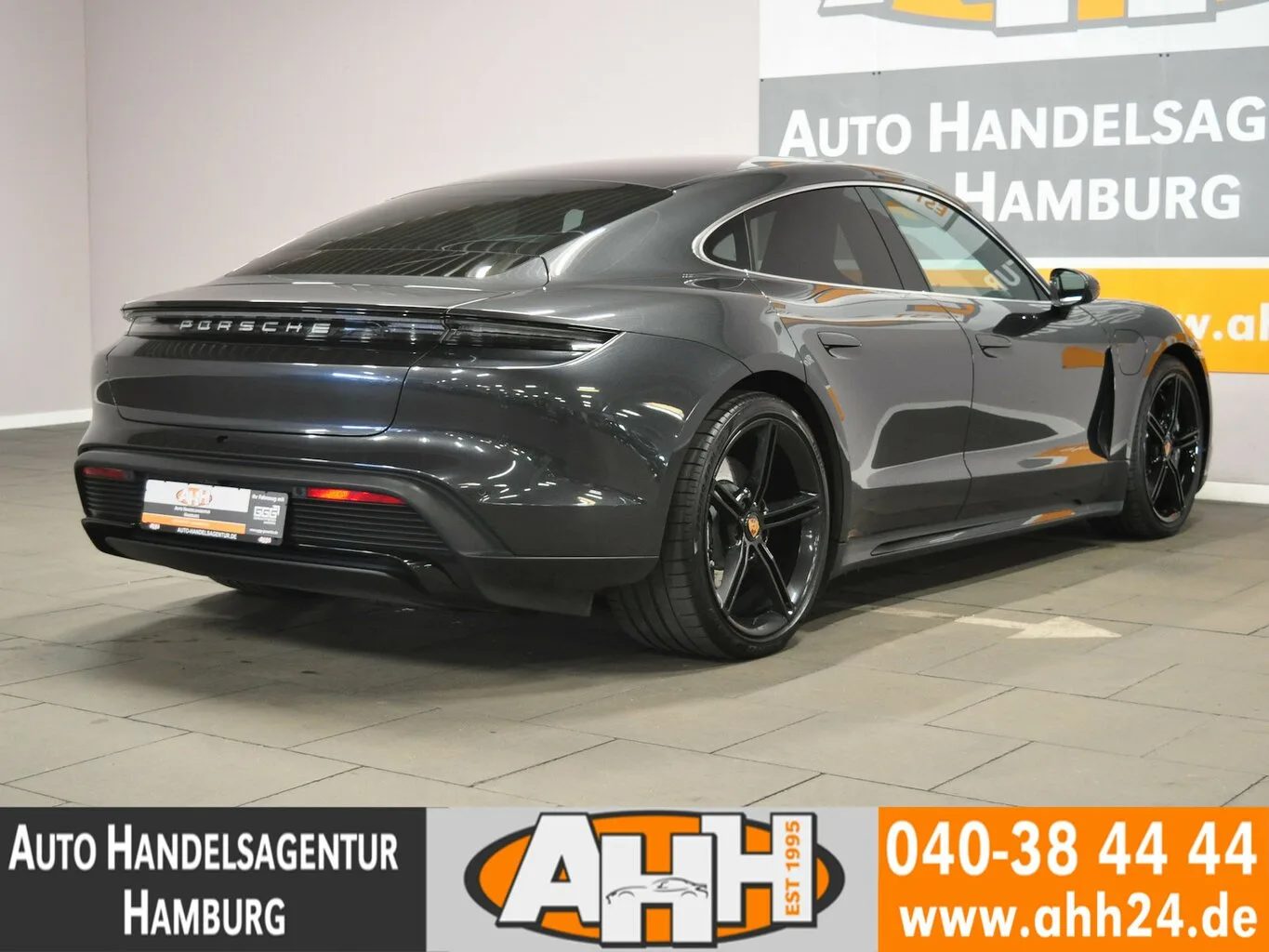 PORSCHE Taycan TURBO PASM-LUFT|PANO|MATRIX|KAM|SOUND|1HD... – Bild 4