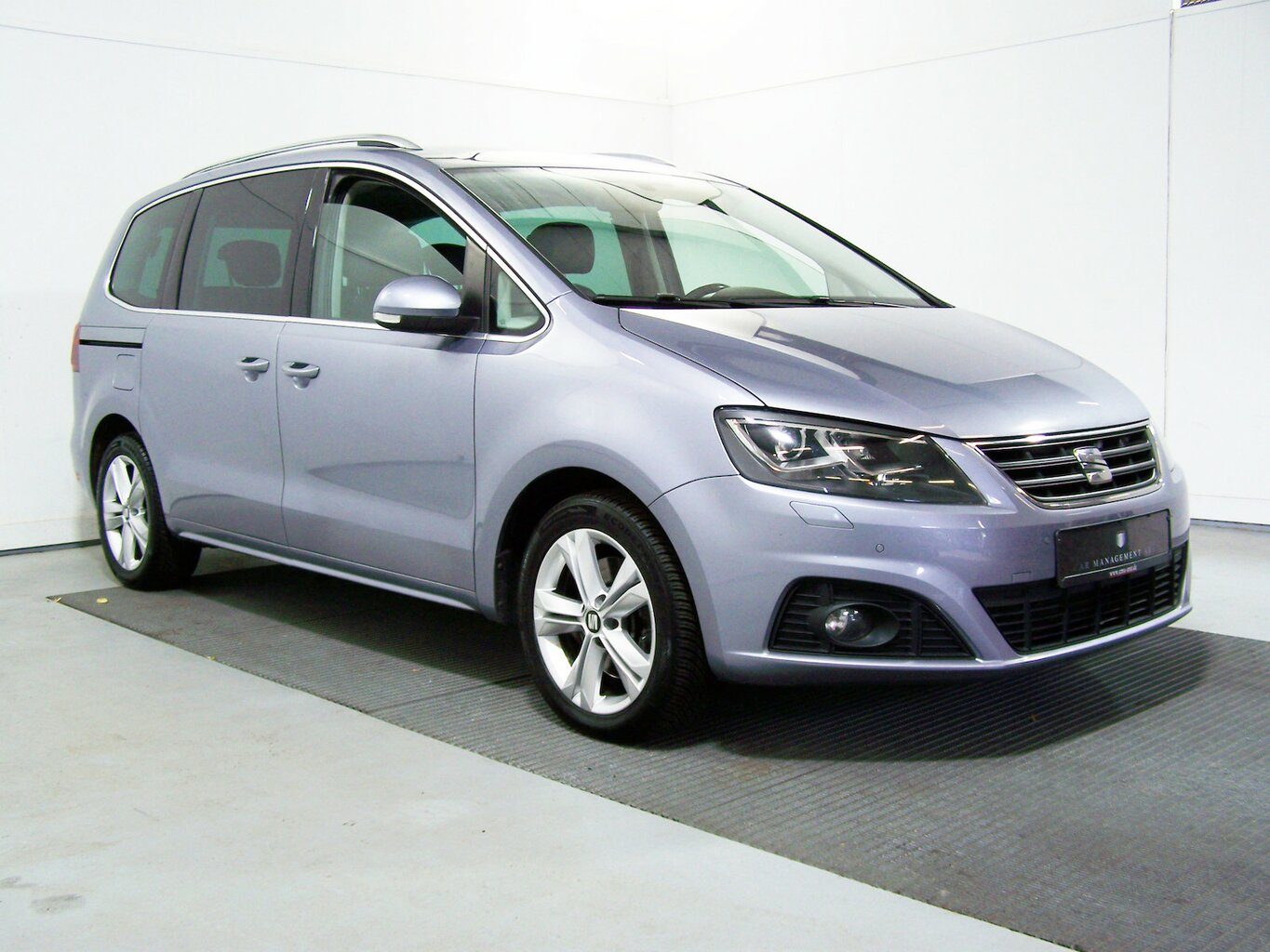 SEAT Alhambra 2.0 TDI Style Plus AUTOM 7-SITZ+ PANOR... – Bild 2