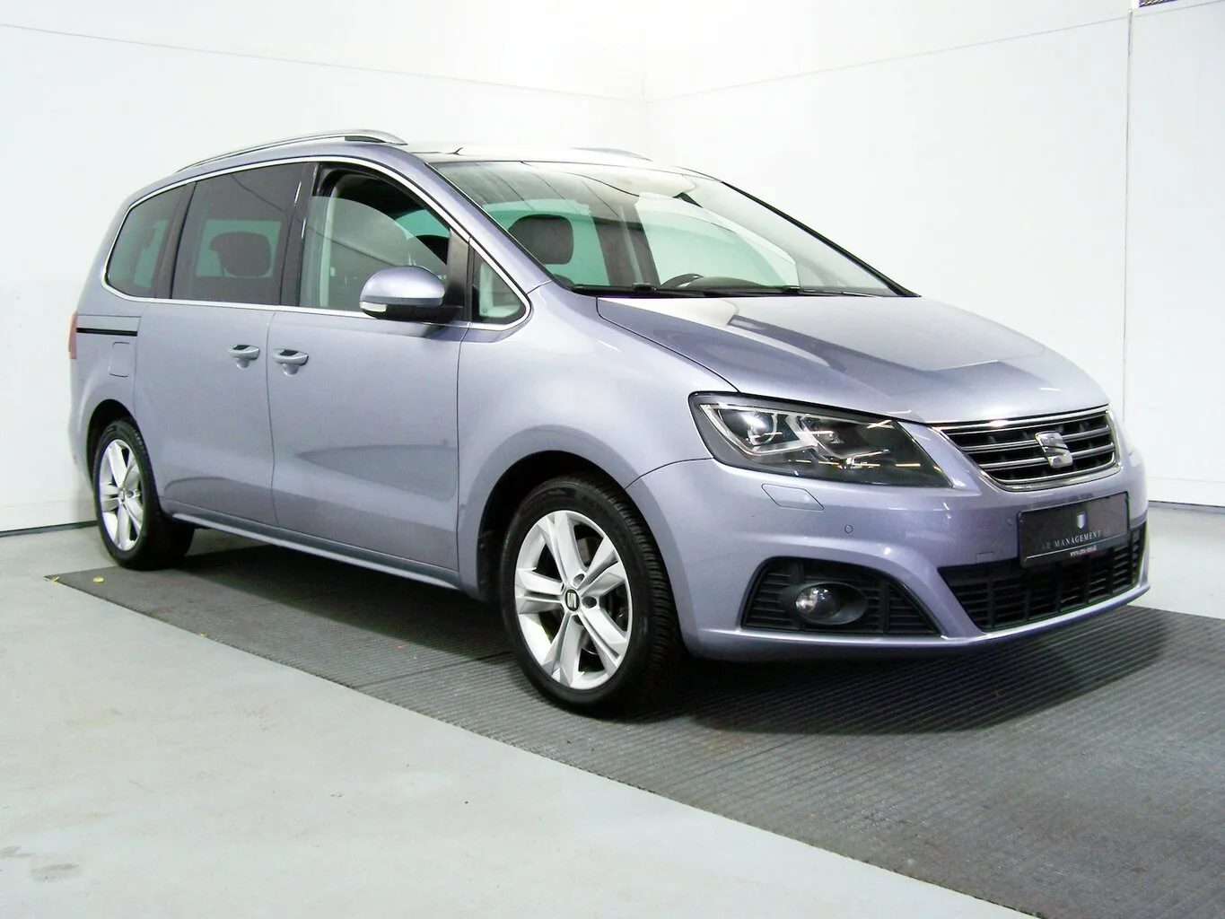 SEAT Alhambra 2.0 TDI Style Plus AUTOM 7-SITZ+ PANOR... – Bild 2